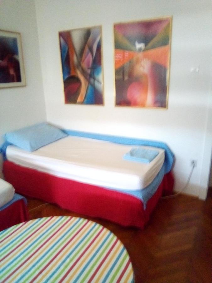 Riki Accommodation Split Exterior photo