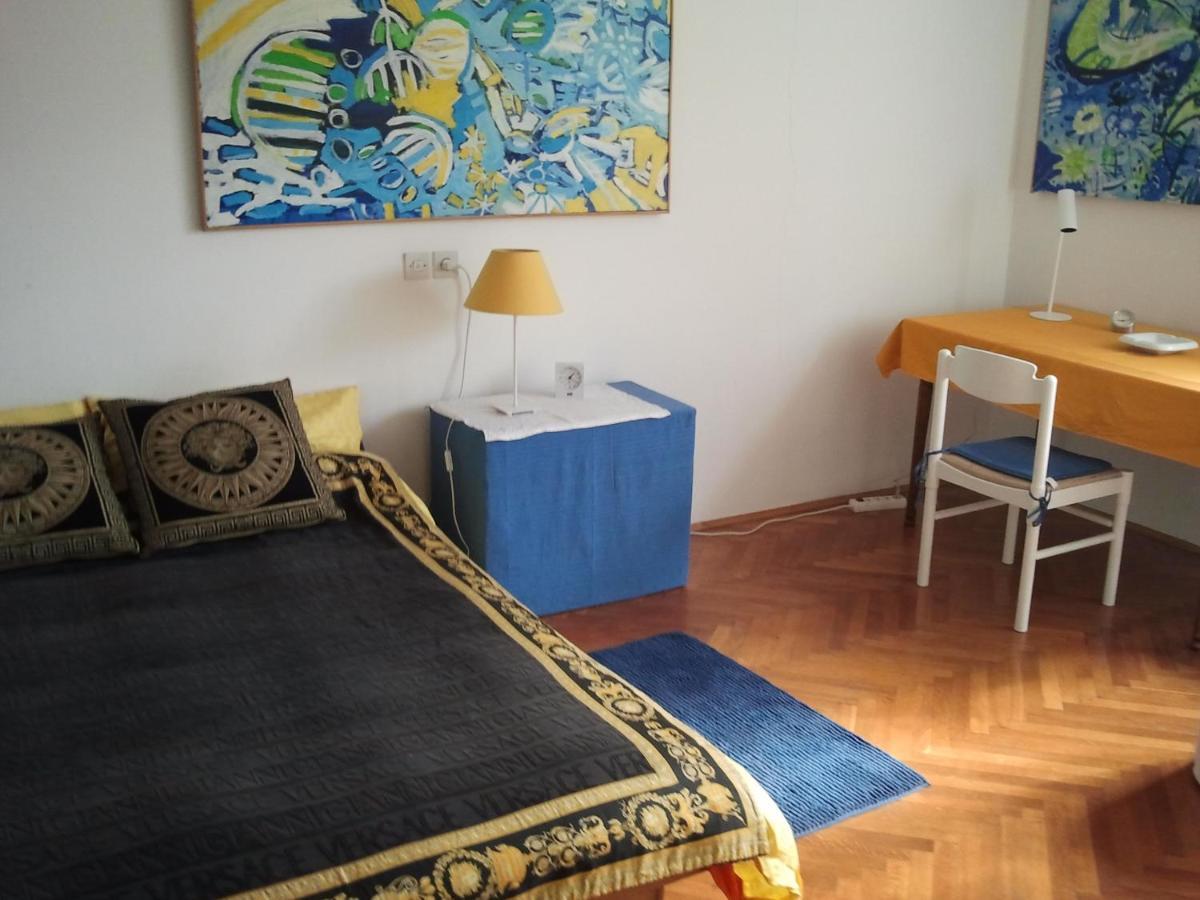 Riki Accommodation Split Exterior photo
